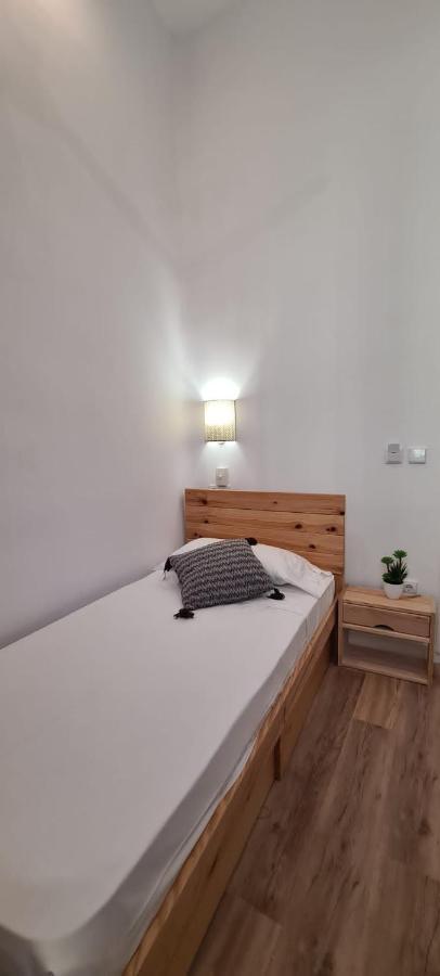 Hostal Andrea Sol Мадрид Екстер'єр фото