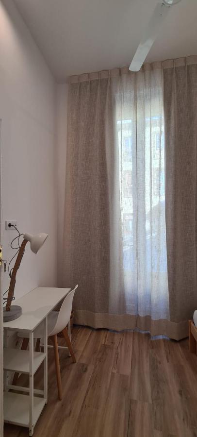 Hostal Andrea Sol Мадрид Екстер'єр фото