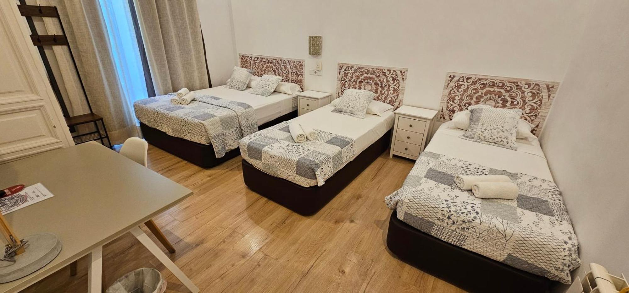 Hostal Andrea Sol Мадрид Екстер'єр фото