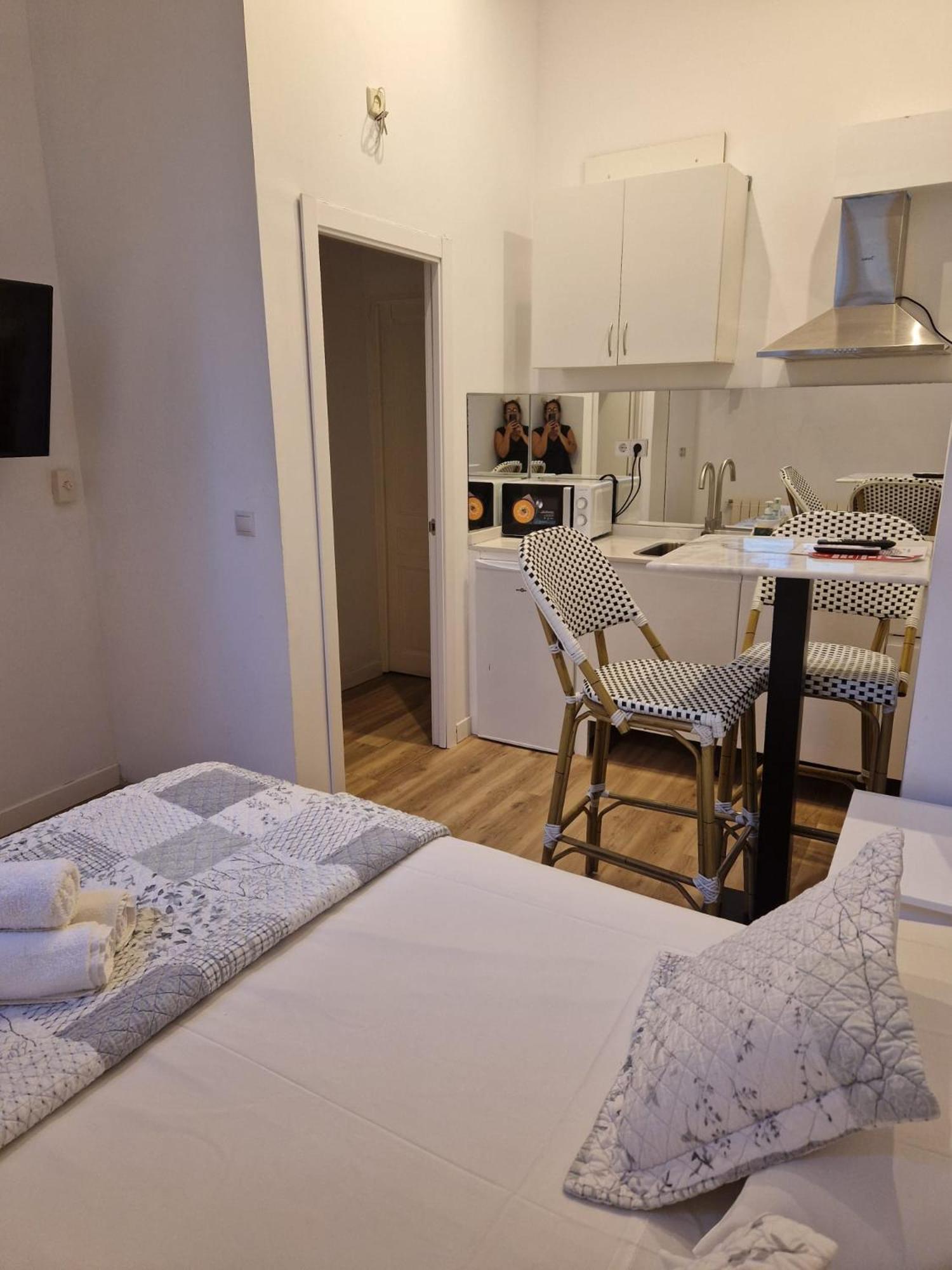 Hostal Andrea Sol Мадрид Екстер'єр фото